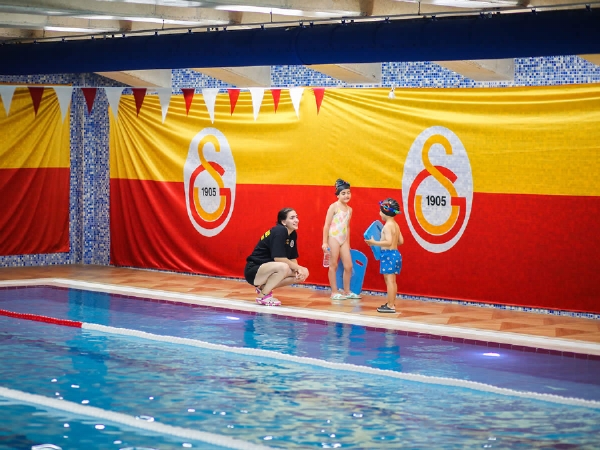 Çekmeköy Yüzme Kursu - Galatasaray Spor Okulu 05